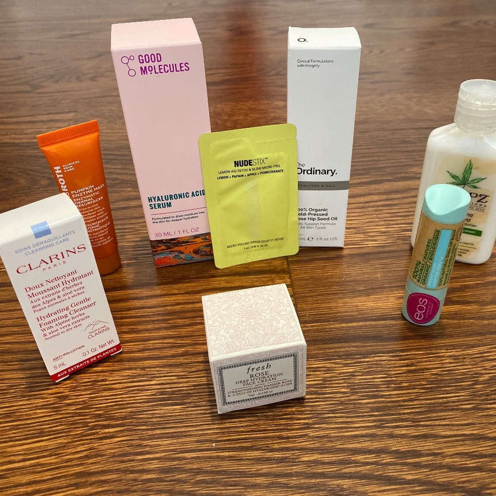 8-Piece Skincare Sampler with FULL SIZE Good Molecules and The Ordinary